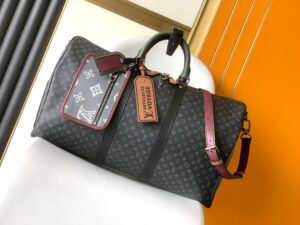 M56856