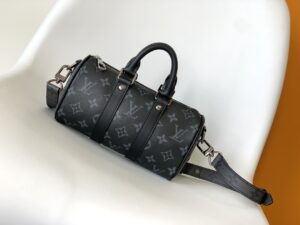 M45947