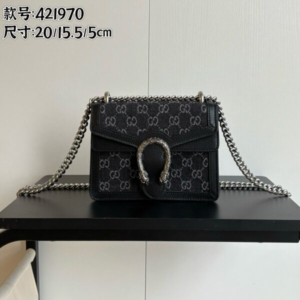 421970黑牛仔