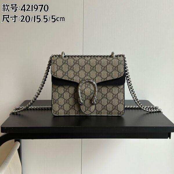 421970黑色