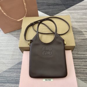 5BA281石楠木
