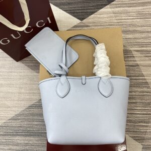 839124杏布浅蓝