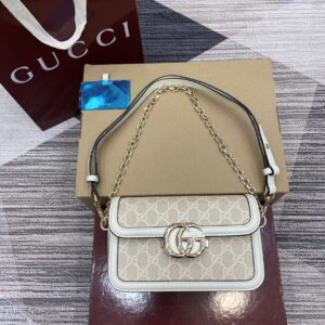 826761白色pvc