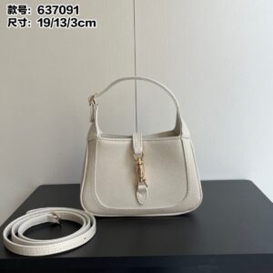 637091白