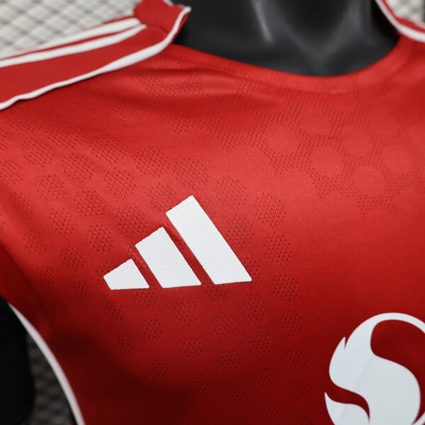 Player: 25–26 Manchester United Home