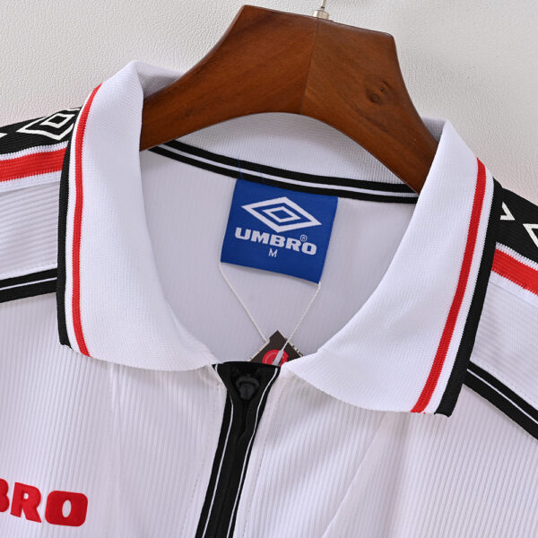 98-99Manchester United