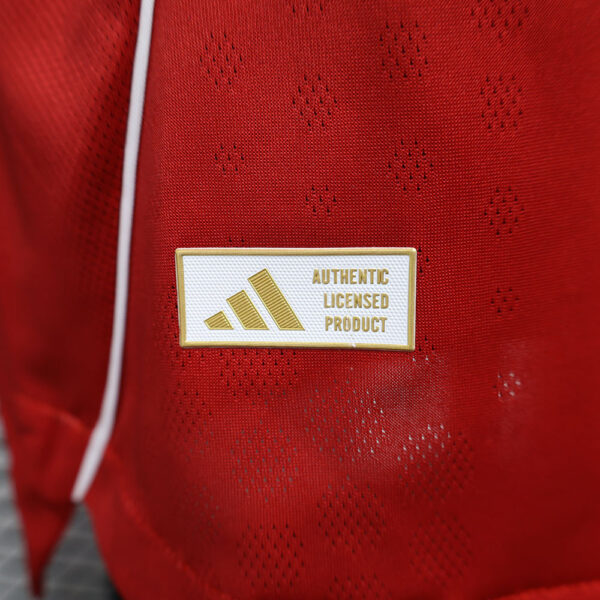 Player: 25–26 Manchester United Home