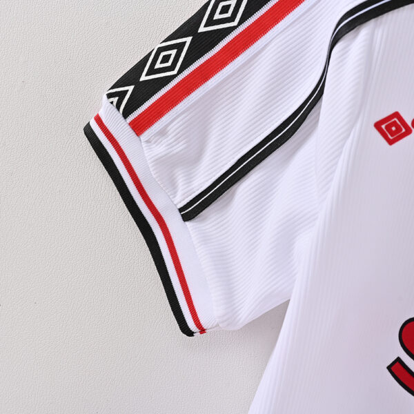 98-99Manchester United