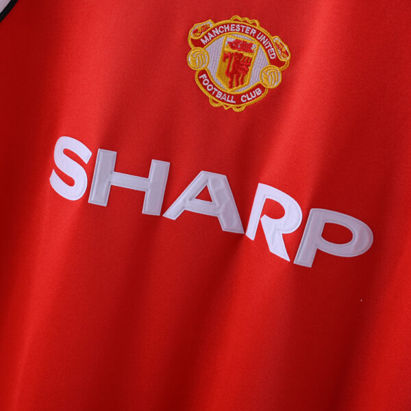 1985Manchester United Home Kit.
