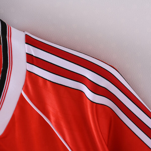 199890 Manchester United Home Kit